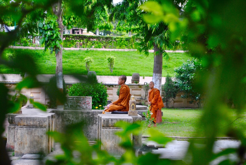 Monjes en Bodh Gaya. Edmeé García