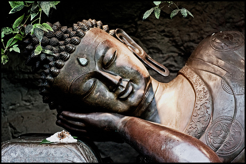 sleeping-buddha